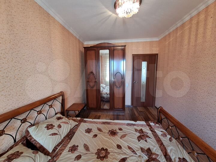 2-к. квартира, 55 м², 8/10 эт.