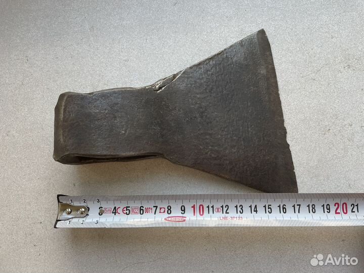 Топор ретро