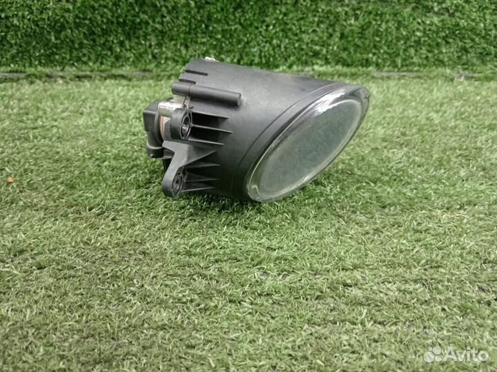 Фара противотуманная правая VAG Audi A4 B7