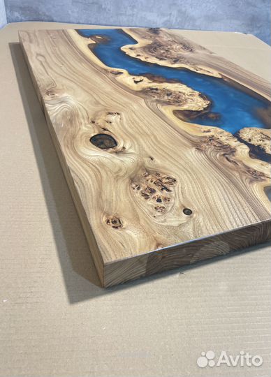 Стол из Эпоксидной смолы и слэба с завода