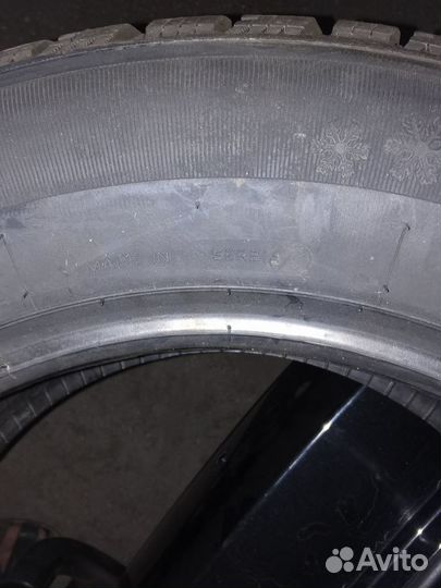 Tigar SUV Ice 215/65 R17 103