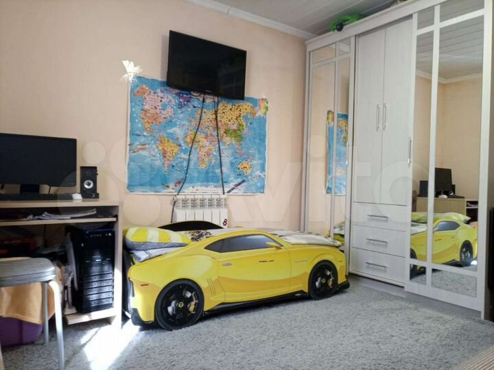 4-к. квартира, 62 м², 1/2 эт.