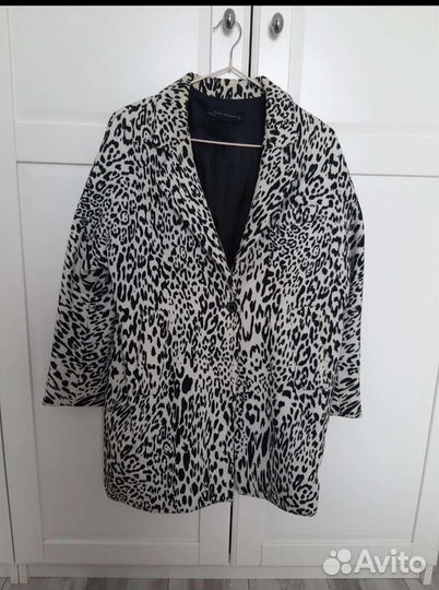 Пальто летнее лёгкое Zara,полупальто 44-46