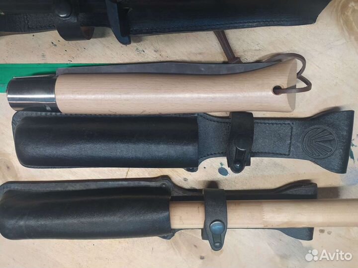 Ножны из толстой кожи