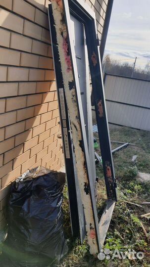 Дверь входная б/у 2050860