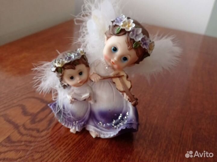 Статуэтки разные