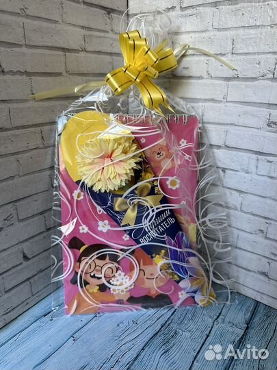 Подарочные ручки учителю, воспитателю