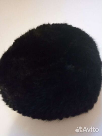 Берет из норки черный новый