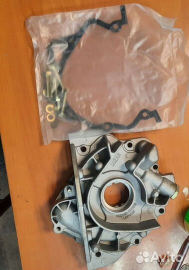 Насос масляный Luzar 2108