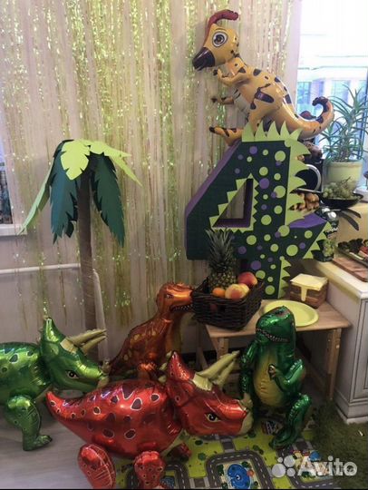 Декор в стиле дино