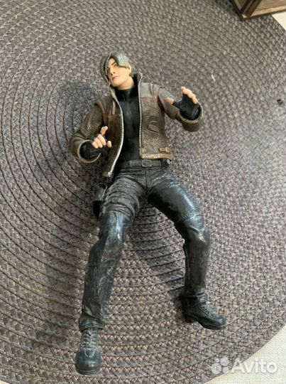 Resident evil 4 neca - фигурки из игры