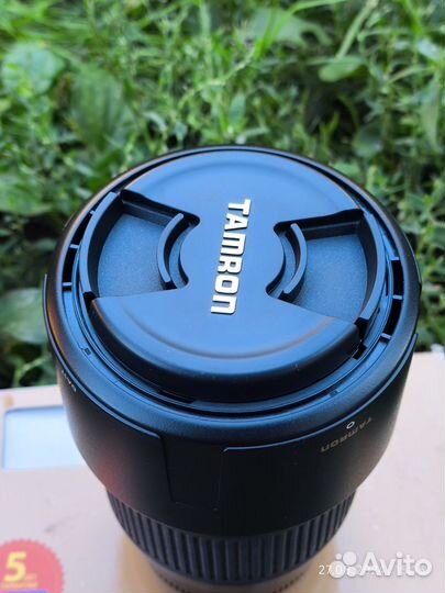 Объектив Tamron AF 70-300mm F/4-5.6 Di LD Macro но