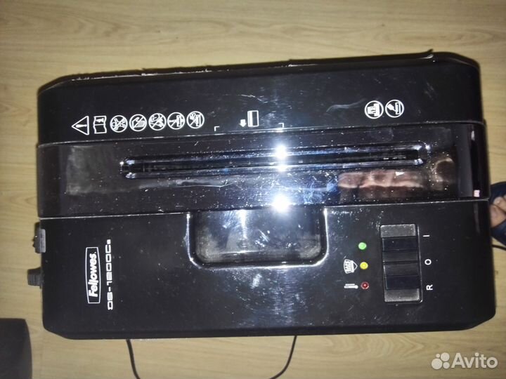 Перекрестный шредер Fellowes DS-1200Cs