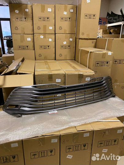 Решётка на camry v70