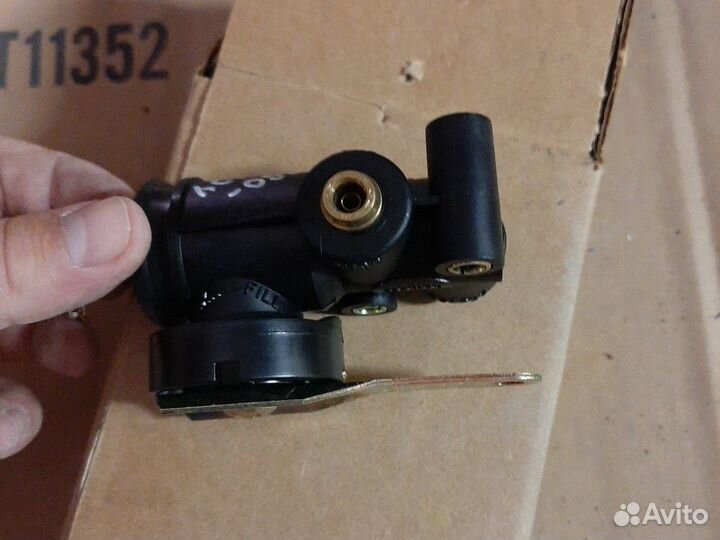 Кран уровня кабины inter 9200/9400