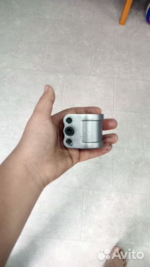 Зажим для трюкового самоката hic