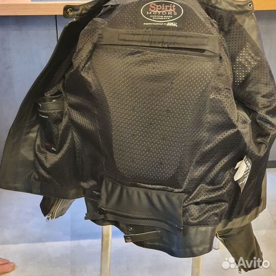 Кожаная женская мотокуртка Spirit Motors, Германия