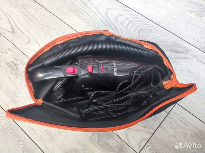 Автомобильный пылесо