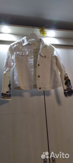 Джинсовая куртка для девочки zara