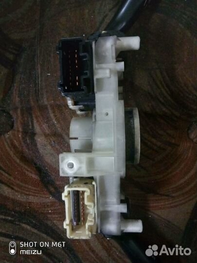 Подрулевой переключатель toyota