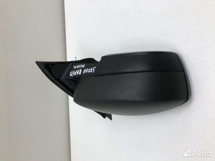 Зеркало правое механическое Skoda Rapid