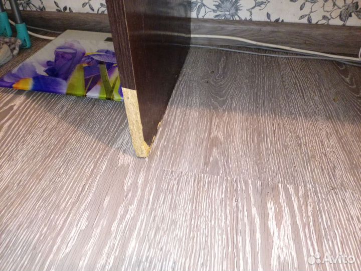 Компьютерный стол