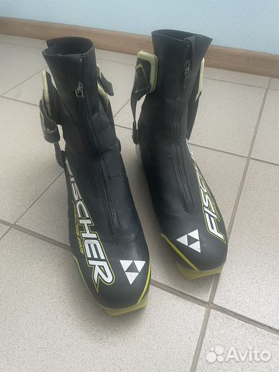 Лыжные ботинки Fischer Speedmax