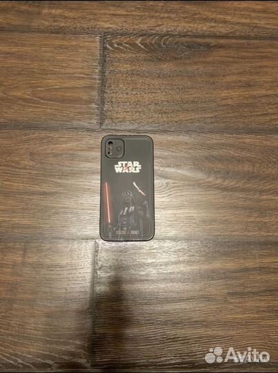 Чехлы на iPhone X/XS