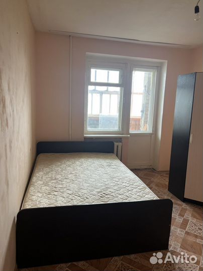 Кровать двухспальная с матрасом бу