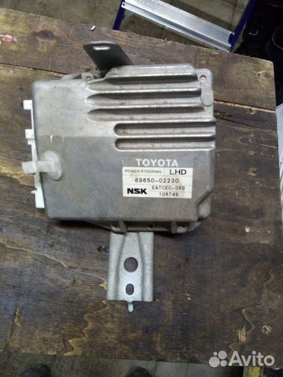 Блок управления рулевой рейкой Toyota Corolla 120