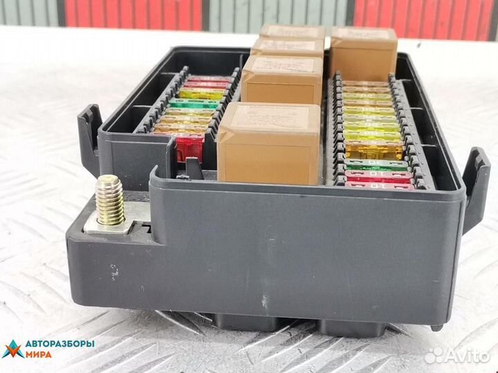 Блок предохранителей Jaguar XJ X308 рест. 1999