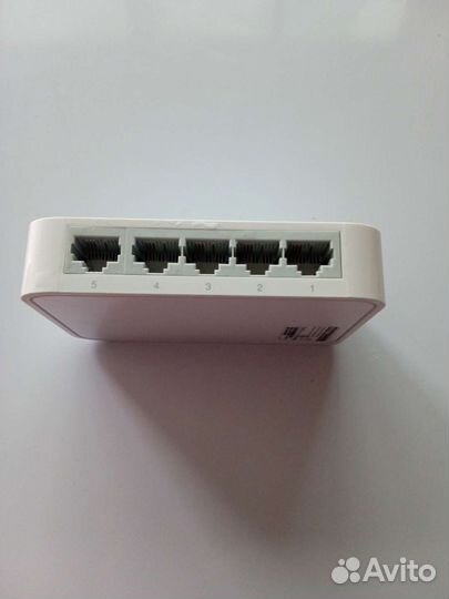 Коммутатор TP-Link TL-SF1005D 5-ти портовый