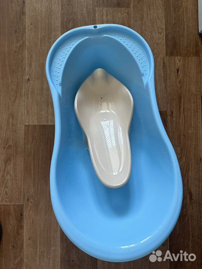 Ванночка для купания с горкой