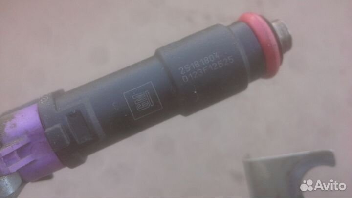 Форсунка топливная 1,5 Daewoo Gentra