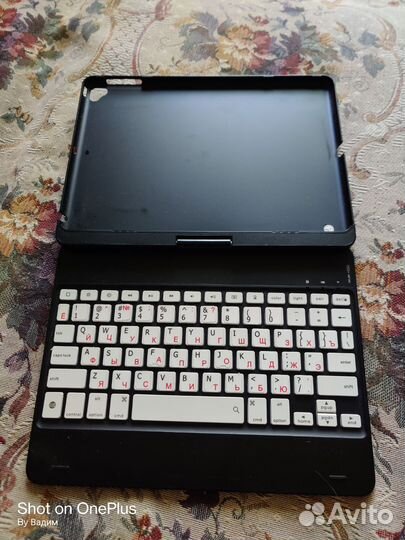 Чехол-клавиатура для iPad 9,7 дюйма
