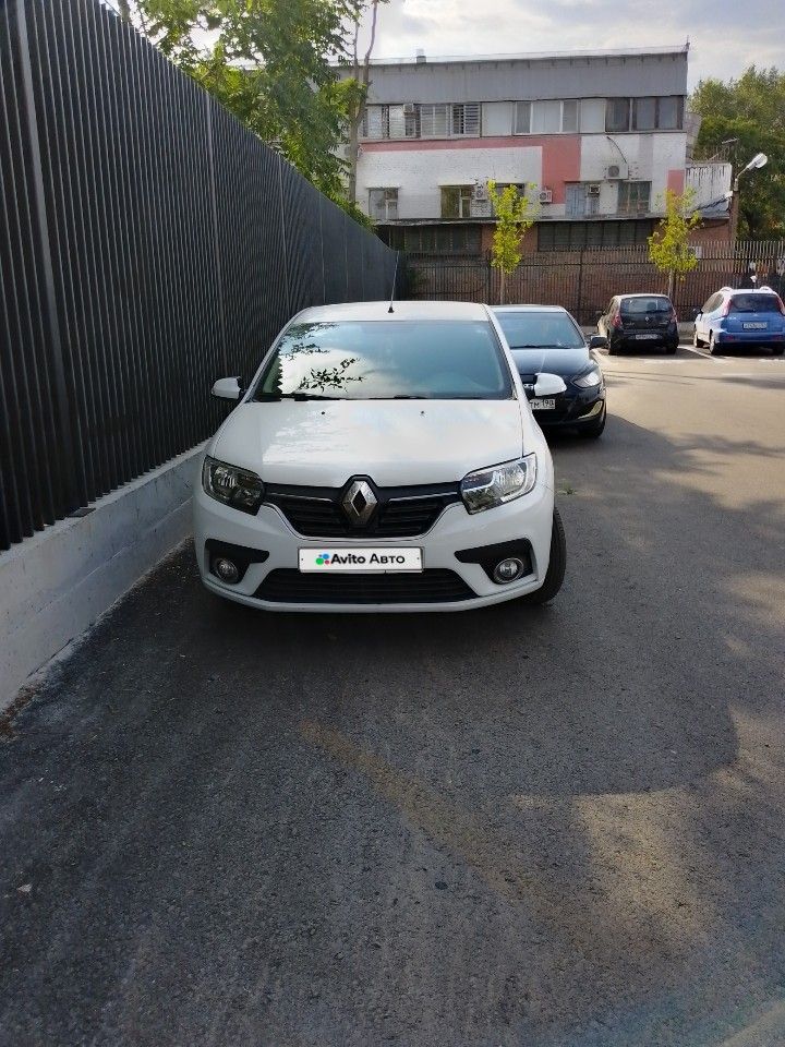 Renault Logan: фото владельца