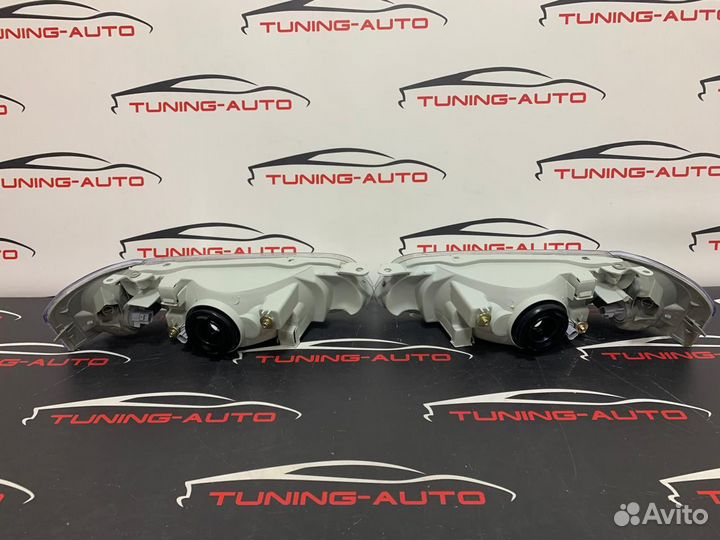 Фары Toyota Sprinter Carib 110/115 95-02