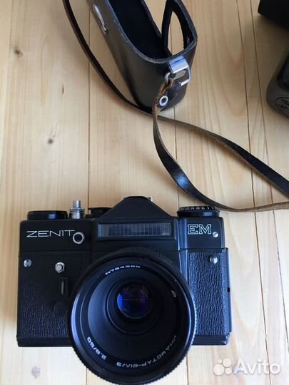 Фотоаппарат Зенит EM с обьективом Индустар 2.8/50