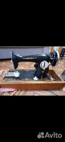 Швейная машина мш-2 1970 год