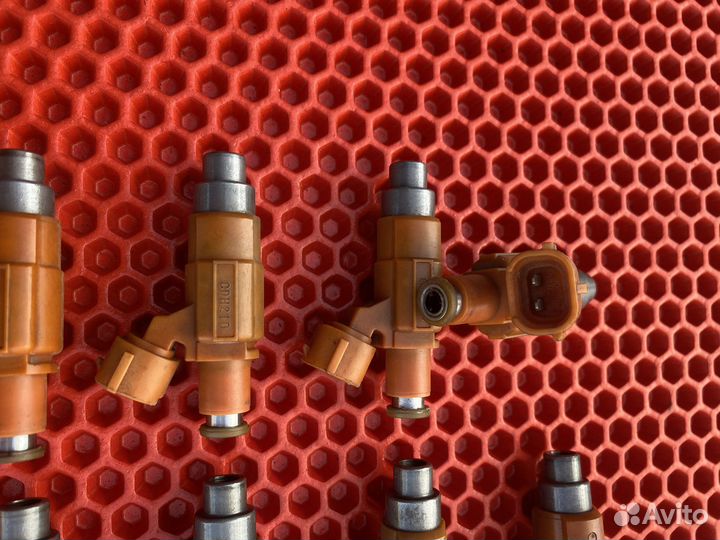 Форсунка топливная mitsubishi carisma lancer 9