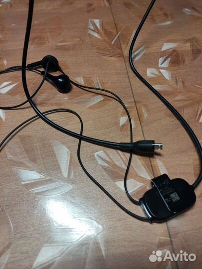 Наушники