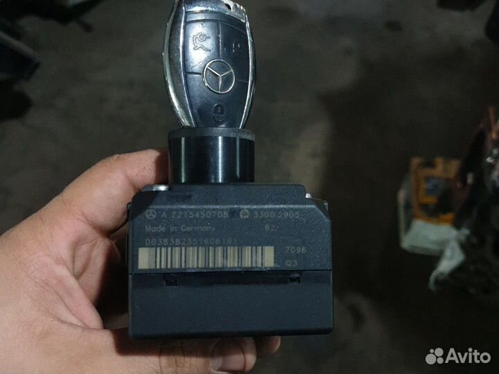 Замок зажигания с ключом мерседес w221