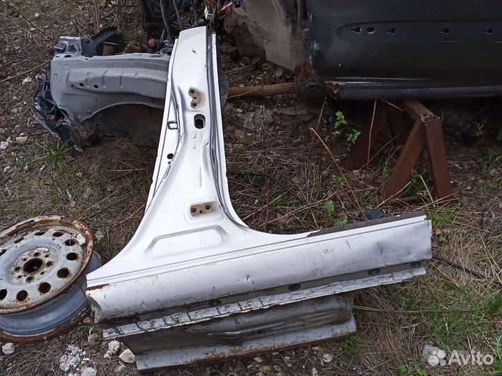 Стойка средняя тойота приус