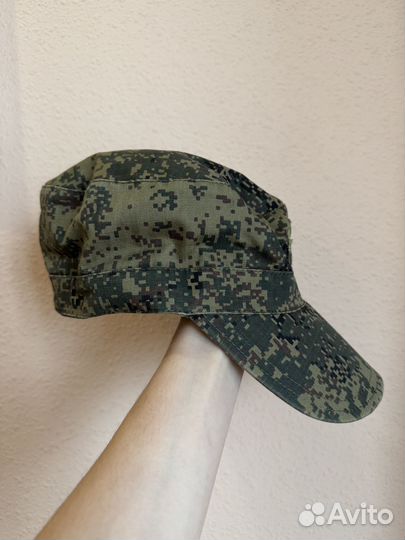 Кепка военная пиксель
