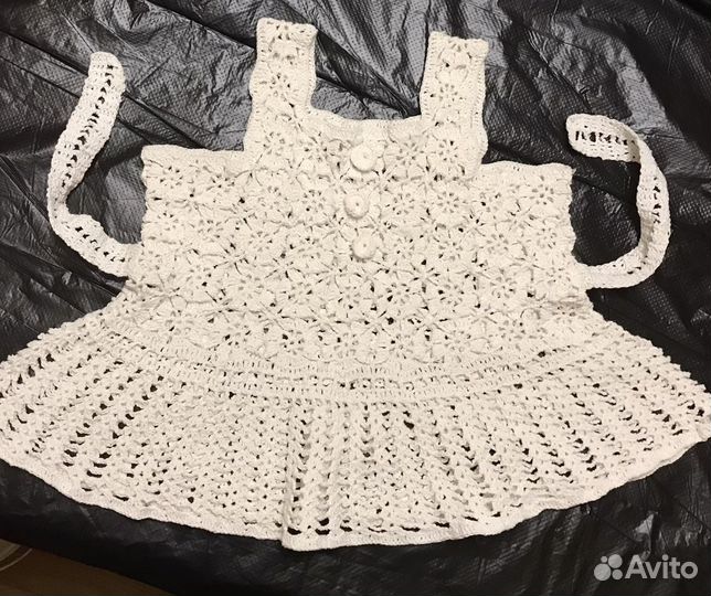 Платья —для куклы, девочки-2шт—ручной вязки -х\б