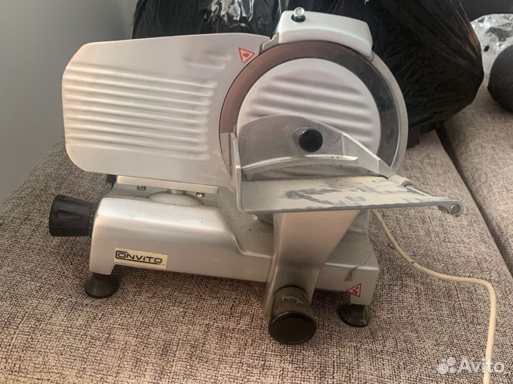 Слайсер convito HBS 220JS