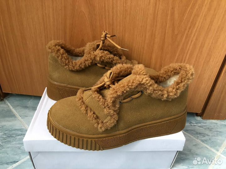 Ботинки зимние новые мех женские