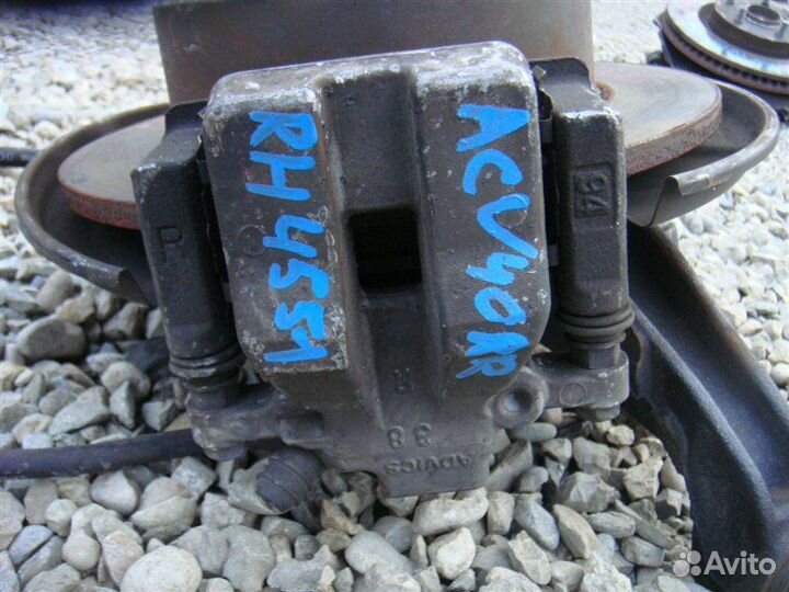 Суппорт задний правый Toyota Camry ACV40 2006