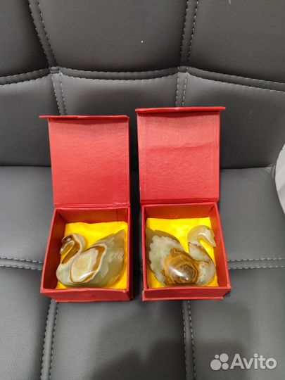 Лебедь, яйцо из оникса