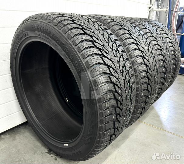 Nokian Tyres Hakkapeliitta 9 SUV 235/55 R19 105T